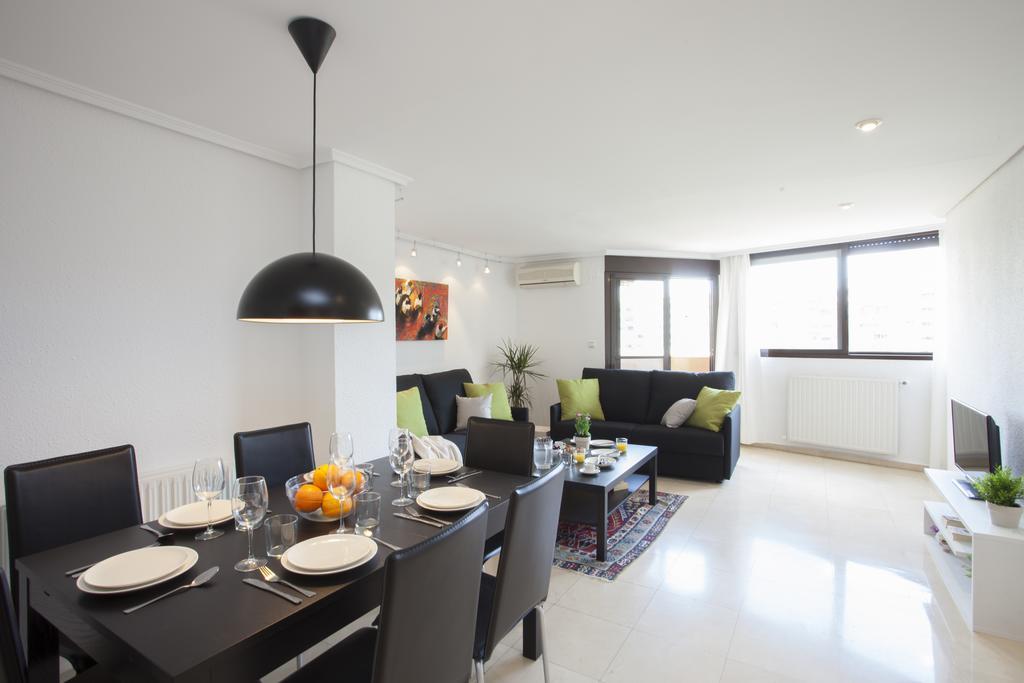 Apartments Serreria II فالنسيا الغرفة الصورة
